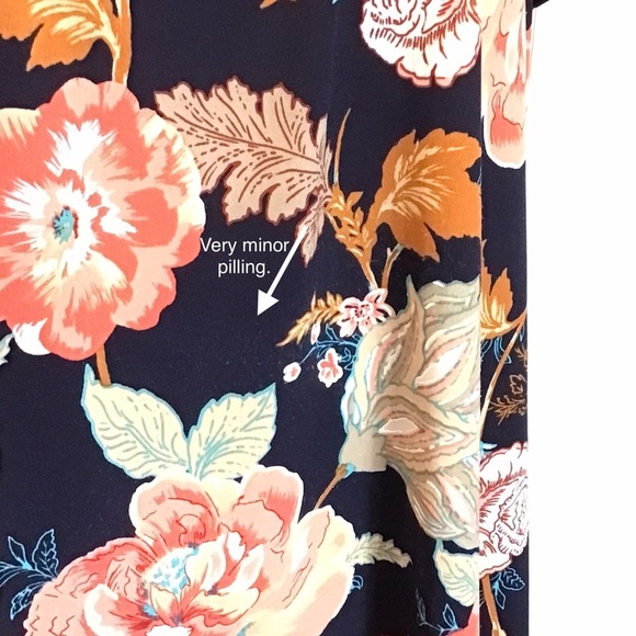 Cato Est 1946 Floral Short Sleeve Stretch Top Size 14/16W - Picture 6 of 6